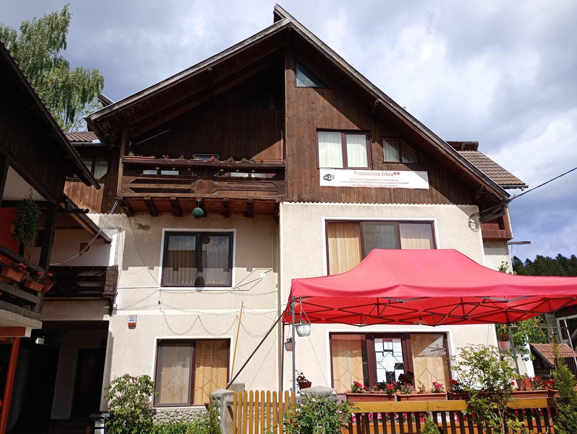 Pensiunea Irina 1 Si 2 Zarnesti Exterior foto