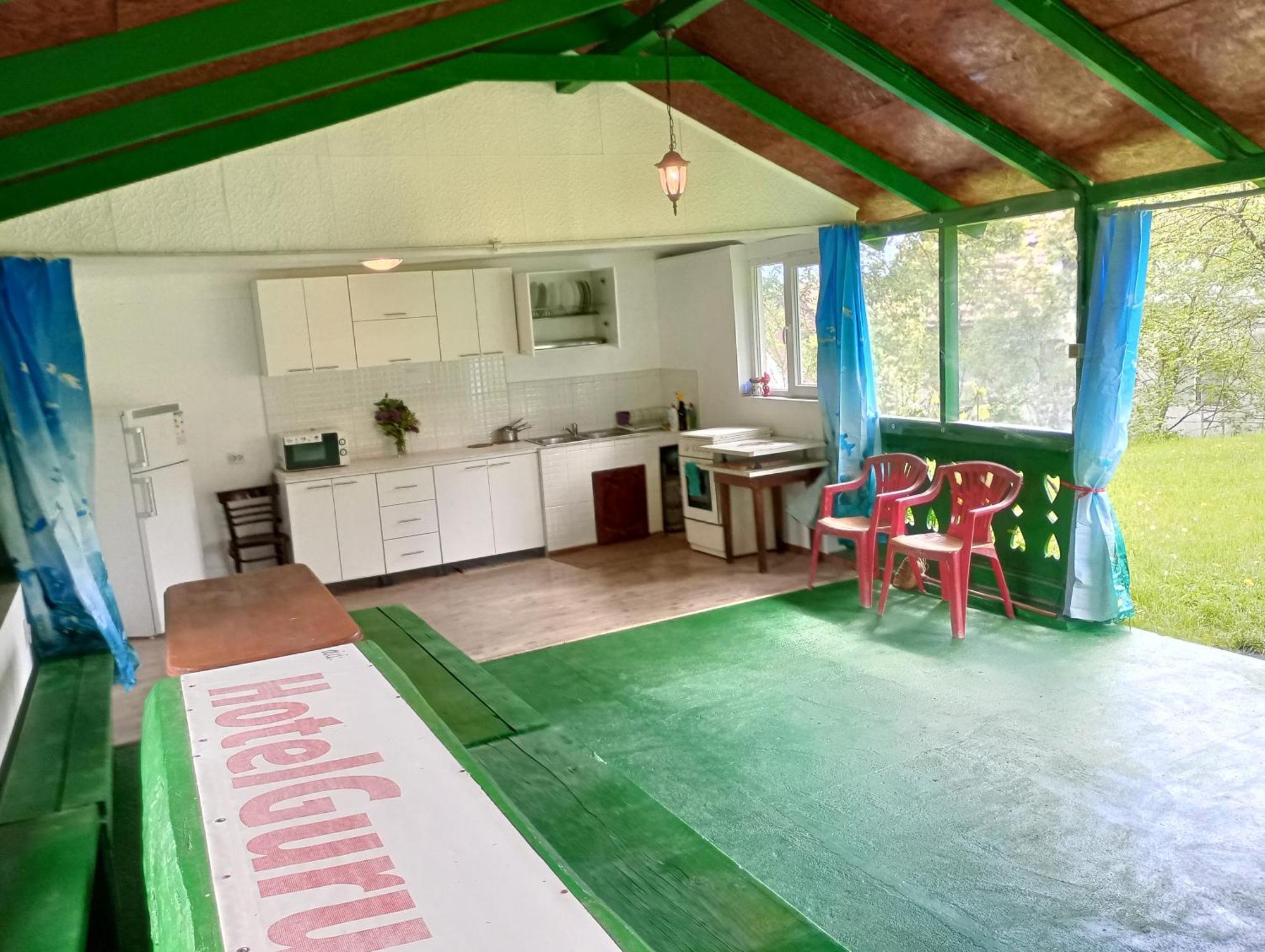 Pensiunea Irina 1 Si 2 Zarnesti Exterior foto